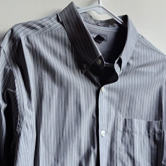 Eddie Bauer Gray Pin Striped Button Down Shirt Size Large - Picture 6 of 14